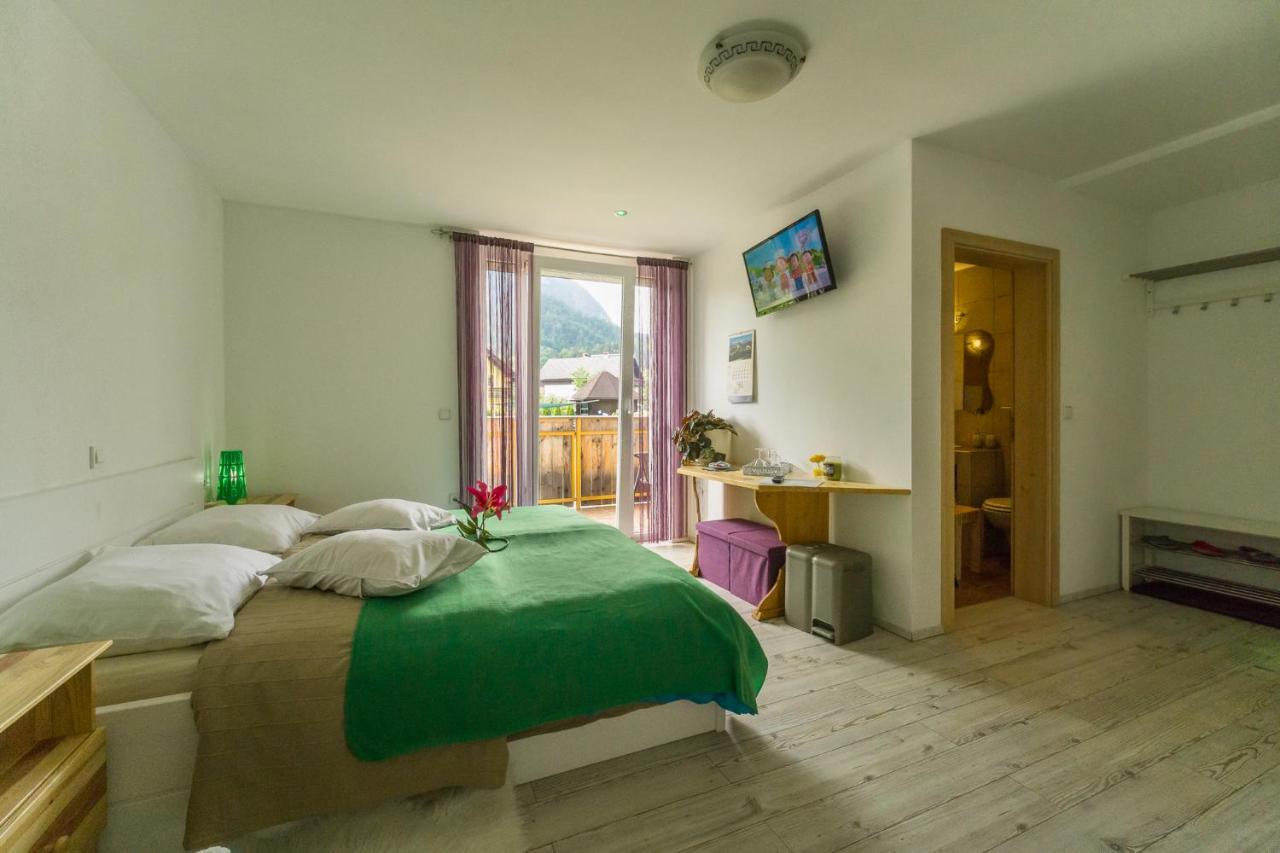 Aparthotel Pr' Jakapc' Mojstrana Kültér fotó